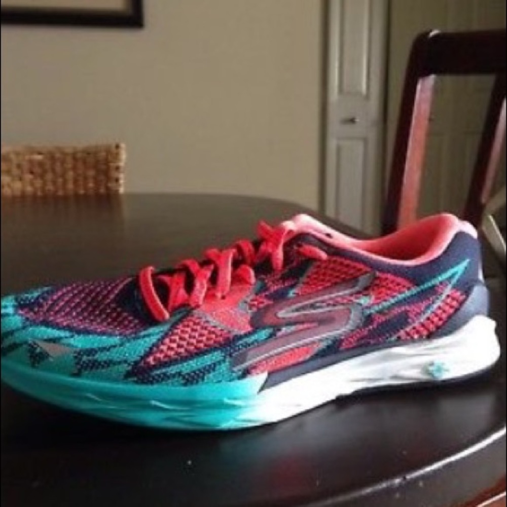 Skechers shoe, Signed by Edward Cheserek